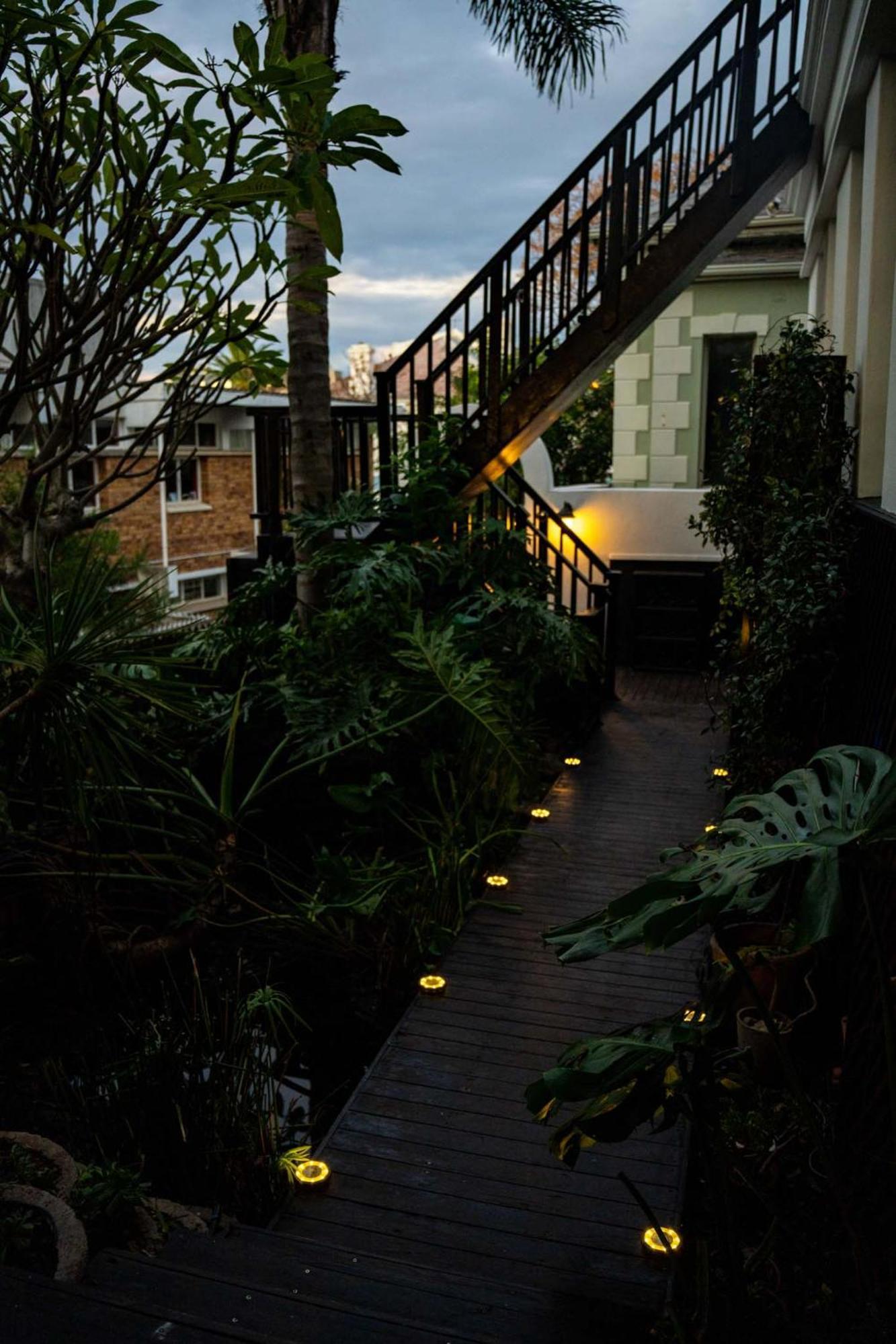 Apartment Point's Haven - Indulge In An Urban Oasis *
