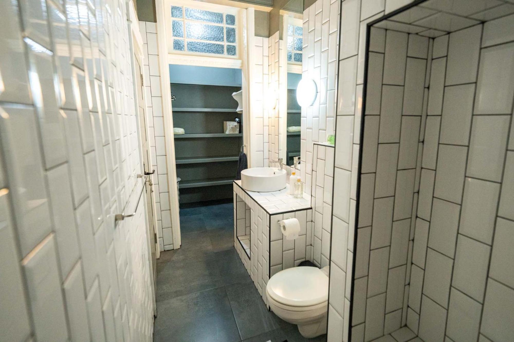 Apartment Point's Haven - Indulge In An Urban Oasis *