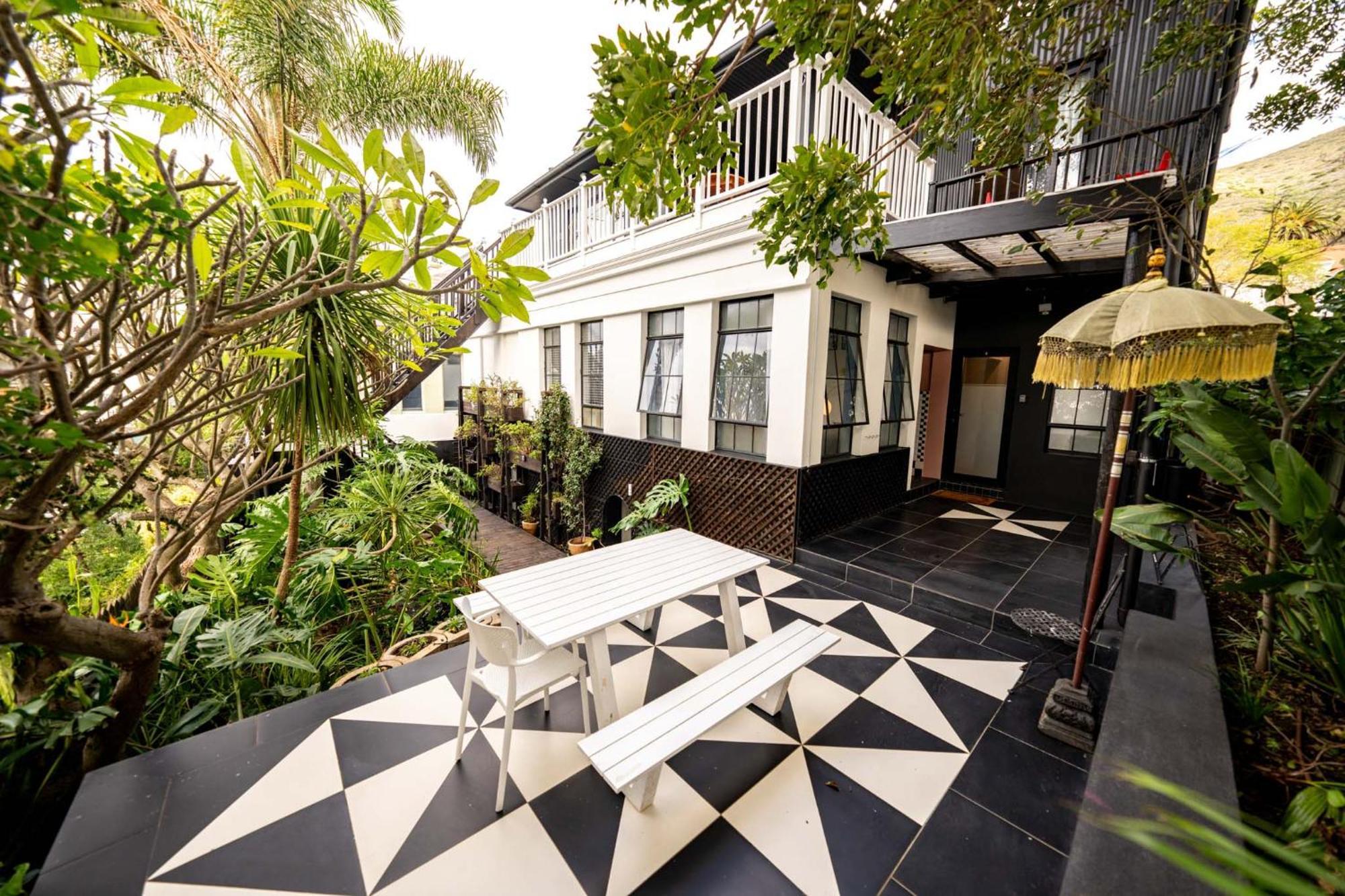 Point's Haven - Indulge In An Urban Oasis Apartment *